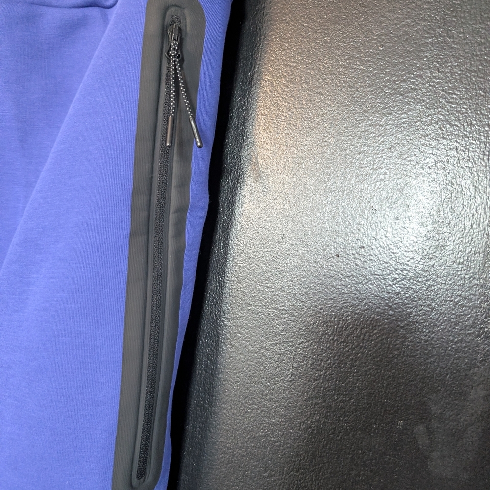 Nike Tech Joggers Sweatpants Men's BNWT Blue Jogger Pants - Picture 14 of 16